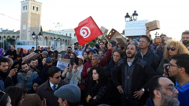 Tunus'taki bebek lmlerinin ardndan 3 genel mdrn grevine son verildi