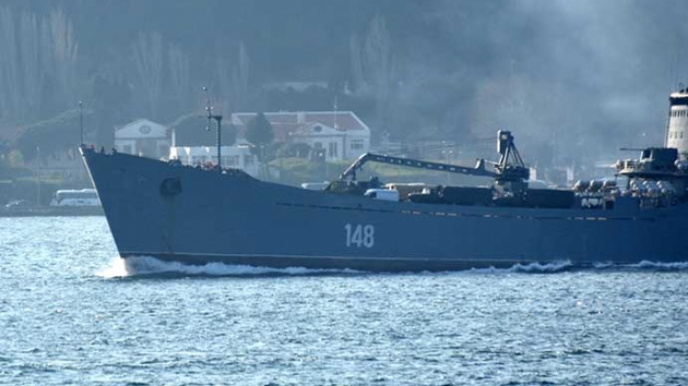 Askeri ara ykl Rus sava gemisi, Akdeniz'e doru yol ald