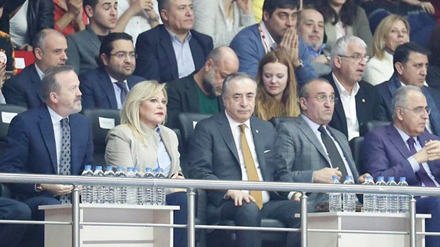 Mustafa Cengiz: Umarm Galatasaray dnyann zirvesine yryne devam eder