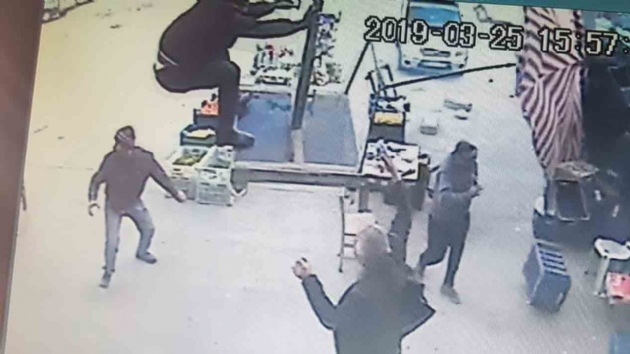 iddetli rzgarda tutmaya alt emsiyeyle havaland