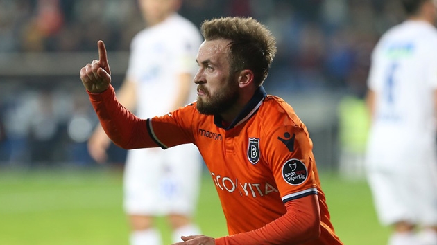 Fenerbahe, Edin Visca transferini bitiyor