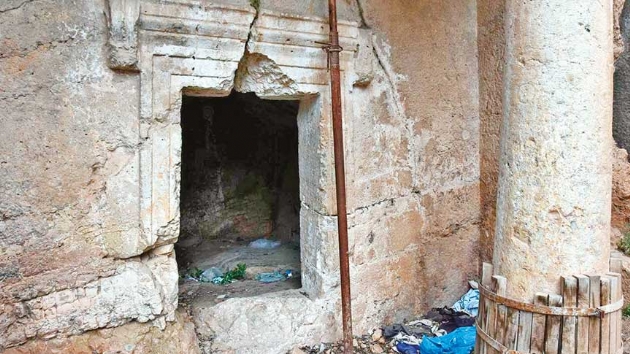 Kaya mezarlarndatarihi ayp