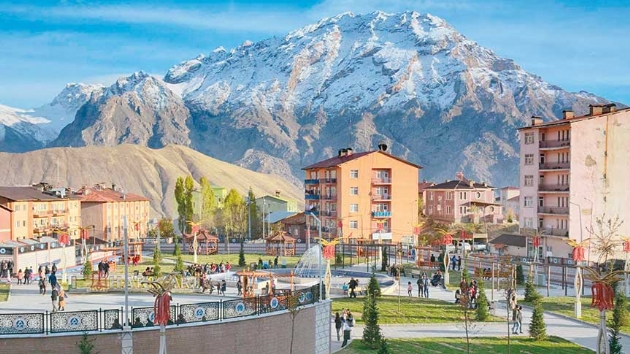 Doudaki vatandalarn tercihi yine hizmet oldu