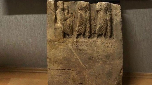 Balkesir'de 2 bin yllk heykel ele geirildi: 4 gzalt