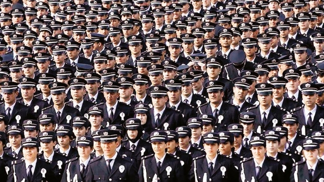 FET'ye kar polisimiz dik durdu