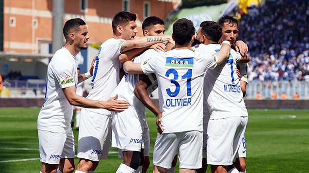 Kasmpaa evinde Erzurumspor'u devirdi