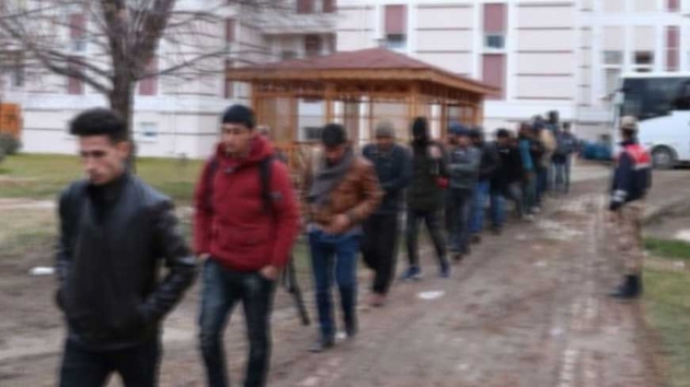 Balkesir'de 21 kaak gmen yakaland