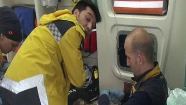 Kyafetinin etiketini kesme bahanesiyle ald bakla ldrd 