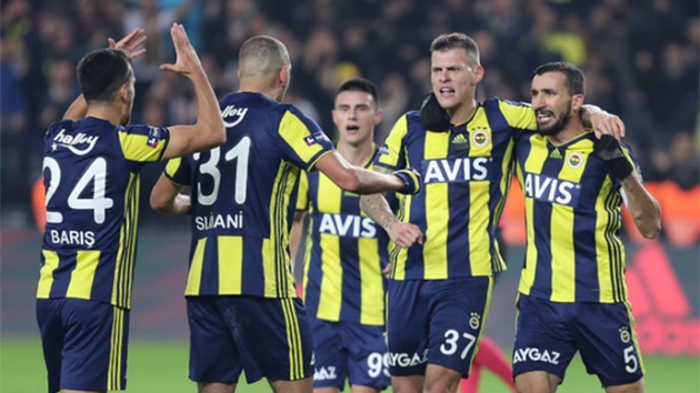 Fenerbahe derbi maa kilitlendi