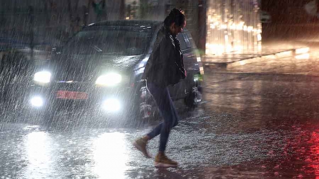 Meteorolojiden 'kuvvetli ya' uyars yapld