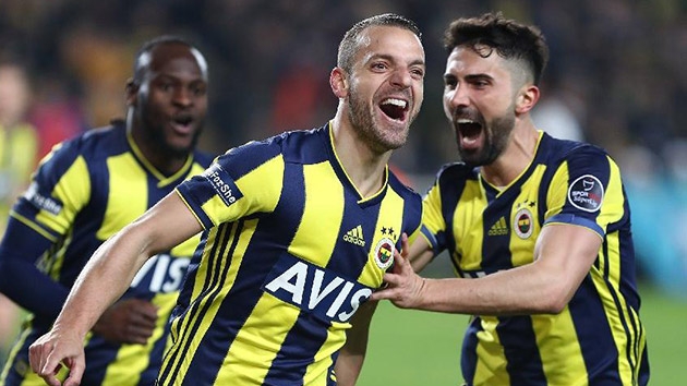 Zaragoza'dan Roberto Soldado bombas