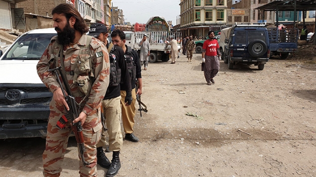 Pakistan'da pazar yerinde patlama: 16 kii hayatn kaybetti