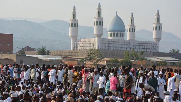 Burundi'nin eski bakentinde yeni cami ve kilise almas yasakland