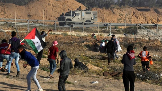 srail askerleri Gazze snrnda 20 Filistinliyi yaralad