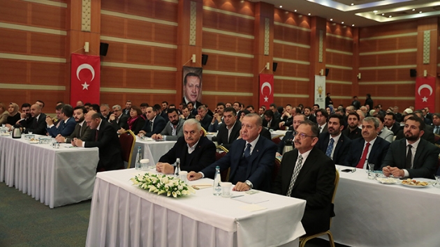Bakan Erdoan'dan BB meclis yeleri ve ile belediye bakanlaryla toplant