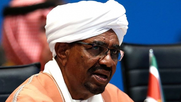 Sudan'n devrik Cumhurbakan mer el-Beir, yemek yemeyi ve ilalarn almay reddediyor