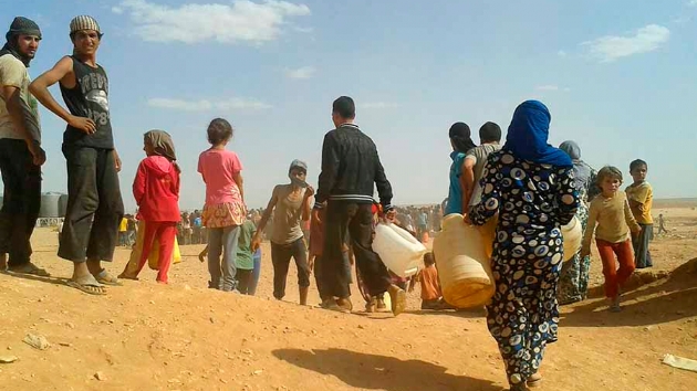Suriye'nin rdn snrndaki Rukban Kamp'nda tahliyeler devam ediyor