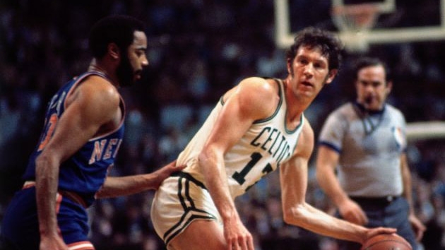 NBA ve Boston Celtics'in efsanesi John Havlicek hayatn kaybetti