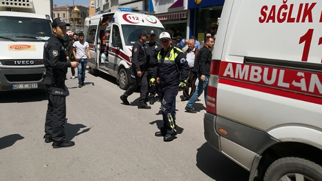 Aksaray'da dehet: Eski einin boanma davas avukatn ldrp, intihar etti 