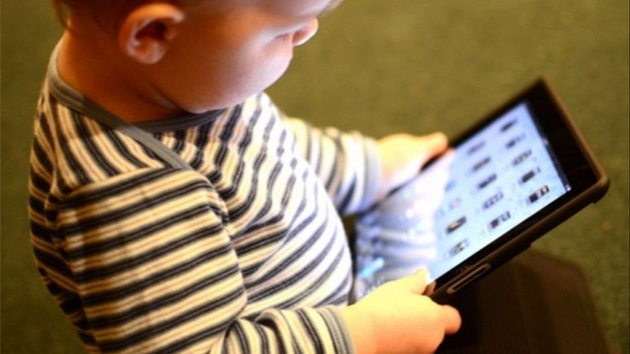 Tablet kullanm bir yan altna indi