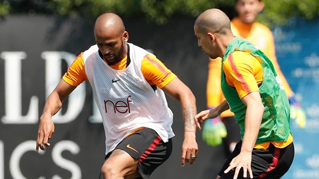 Marcao'dan iyi, Mitroglou'dan kötü haber