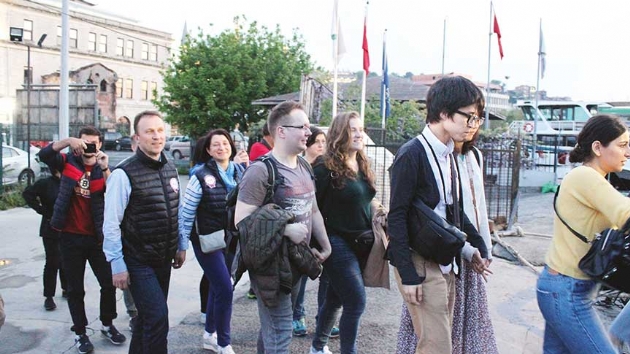 THYden transit yolcuya Boaz turu