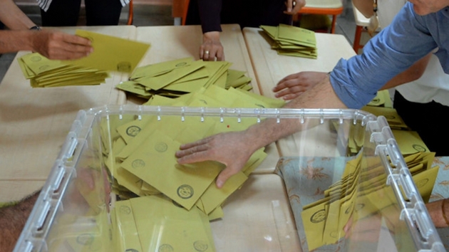 AK Parti'den YSK'nn stanbul'da seimlerin yenilenmesi kararyla ilgili yeni aklama
