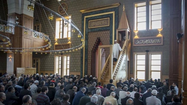 Bakentte yabanclara ngilizce cuma hutbesi