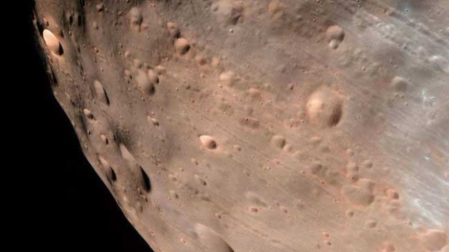 Mars'n dolunay ilk kez grntlendi