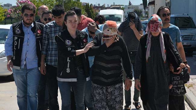 Einin vcuduna sard esrarla yakaland