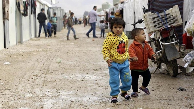 AB, Trkiye'deki Suriyeliler iin 2,22 milyar avro aktard