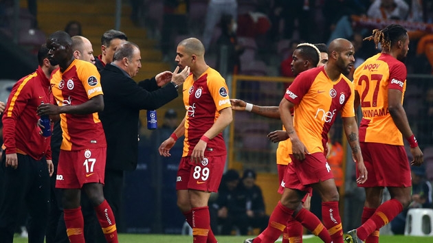 Galatasaray ynetiminden futbolculara prim mjdesi