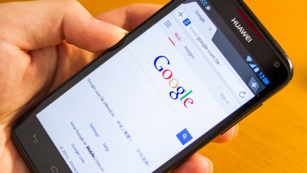 Google inli teknoloji irketi Huawei'yle olan ilikilerini askya ald