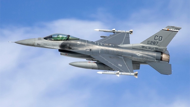 Bulgaristan Savunma Bakan Karakaanov: ABD'nin F-16'lar iin talep ettii fiyat abartl