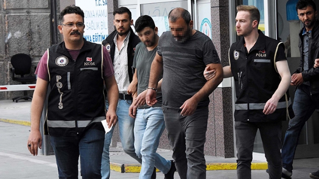 Konya'da sahte euro ve silah reten 10 kiiye gzalt