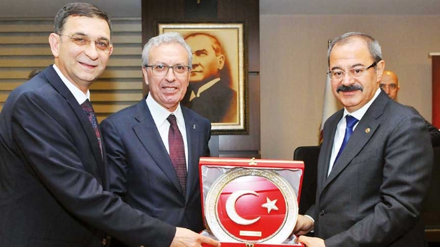 'Kriz arayanlar 2001e baksn'