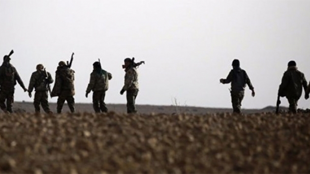 Terr rgt YPG/PKK Araplarn tarm arazilerini atee veriyor