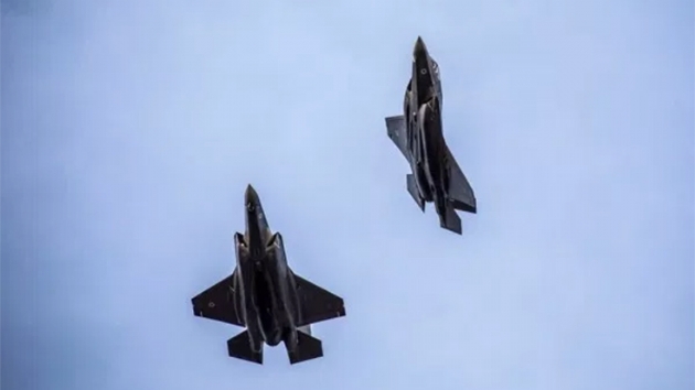 ngiltere Hava Kuvvetleri'ne ait F-35 sava uaklar Kbrs'a indi