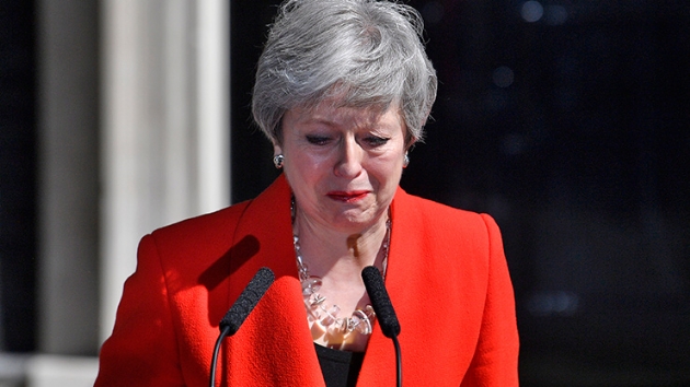 ngiltere Babakan Theresa May 7 Haziran'da istifa edeceini aklad