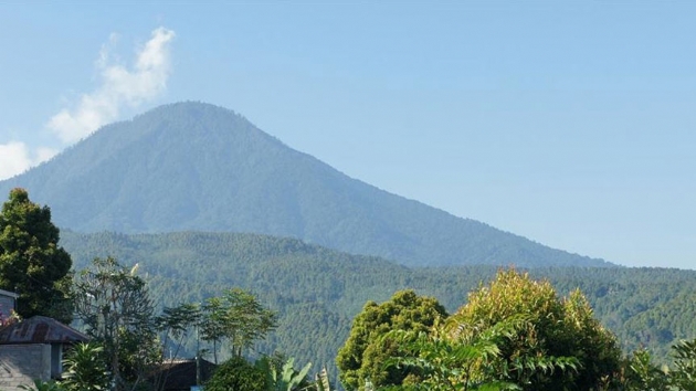Endonezya'da Agung Yanarda'nda patlama