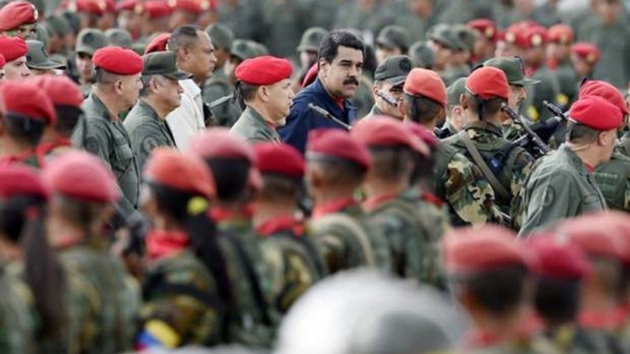 Rusya, Venezuela ordusuna eitim verdiini dorulad  