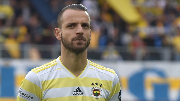 Roberto Soldado Fenerbahe'ye veda etti
