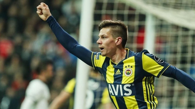 Fenerbahe, Miha Zajc'tan en az 8 milyon Euro bonservis bekliyor
