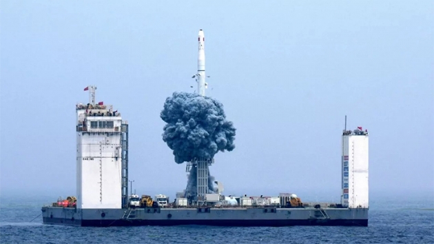 in ilk kez denizden uzaya roket frlatt
