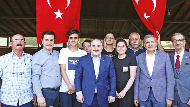 Bakan Varank: Tek gndemimiz ekonomi