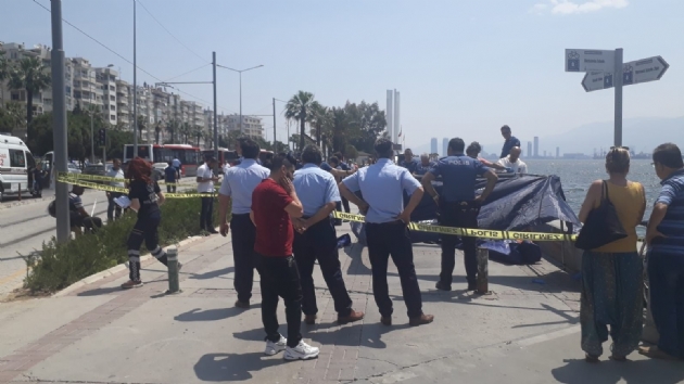 zmir'de denizde ceset bulundu