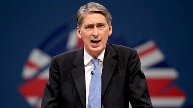 Hammond: Anlamasz Brexit olasl olduka dk