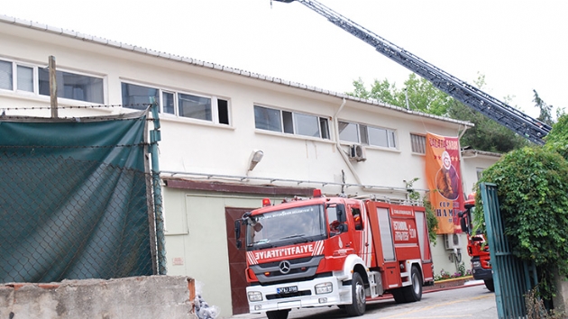 Kartal'da fabrikada yangn