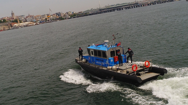 Deniz Polisi stanbul Boaz'nda sululara gz atrmyor