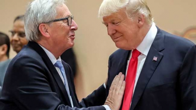 Juncker: Trump bana iltifat olarak 'acmasz katil' dedi
